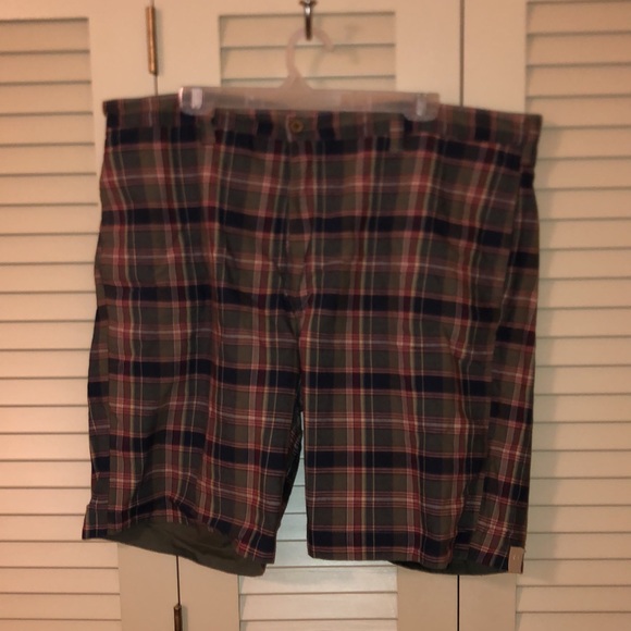 NWT Mens reversible 42 inch waist Olde School Brand Cargo shorts - Picture 2 of 12